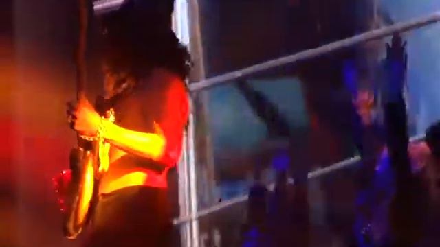 Coco Bongo guns MAQ04396 смотреть онлайн