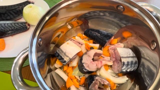 Скумбрия тушеная с овощами/Mackerel Stewed With Vegetables