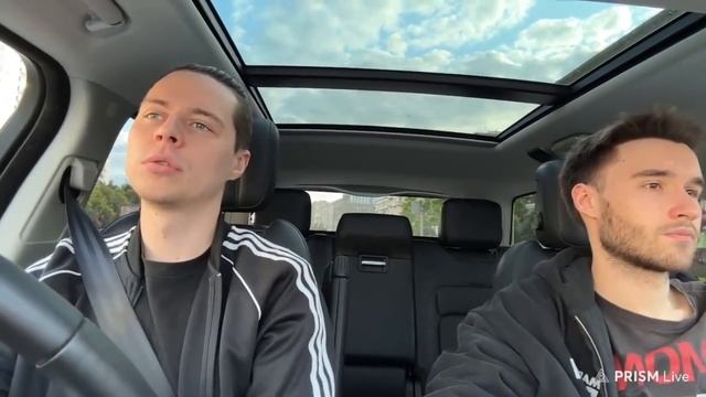 ПЛОХОГО ПАРНЯ РАЗБАНЯТ НА ТВИЧЕ смотреть онлайн