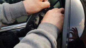 Отклеилось зеркало заднего вида Touareg NF