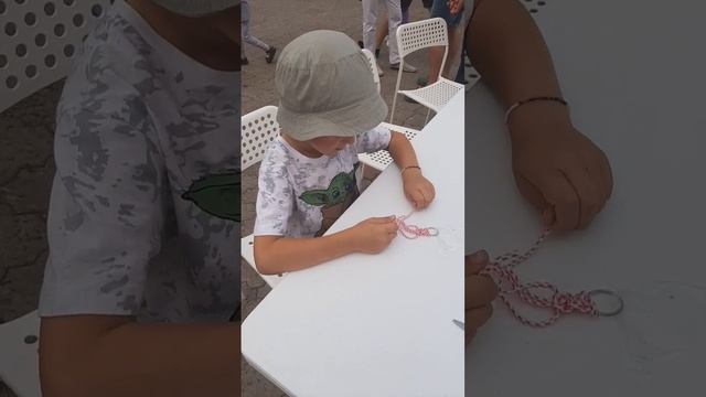 Мастер-класс " Плетение брелка" смотреть онлайн