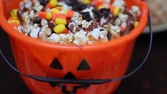 DIY Halloween Party | Games, Costume Ideas & Treats