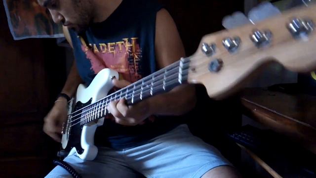 Lemmy Kilmister  Style Solo