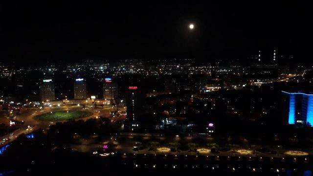 Ночной Красноярск. Дворец спорта им. Ивана Ярыгина. Коммунальный мост. Центр. стадион. 12.08.2022 смотреть онлайн