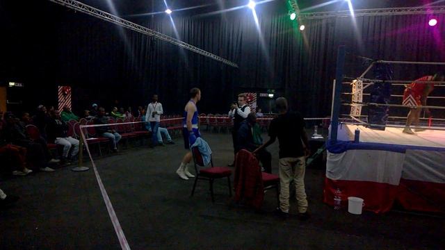 Lead up to bout Wesley Gibson смотреть онлайн