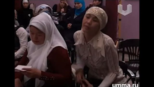 Проявлять терпение, но не просить его смотреть онлайн