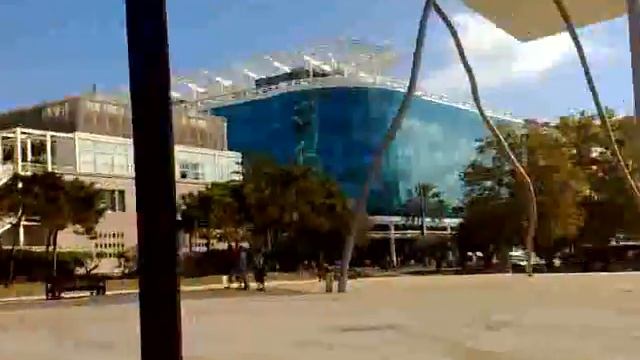 Tallest buildings in Barcelona at Port Olympic смотреть онлайн