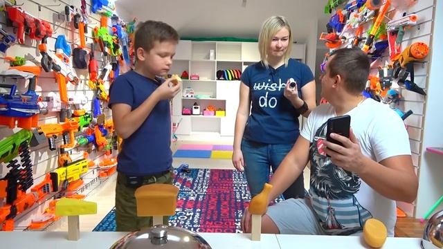 Нерф vs ЕДЫ. Арсений vs Коля vs Оксана. Нерф Брос Шоу смотреть онлайн