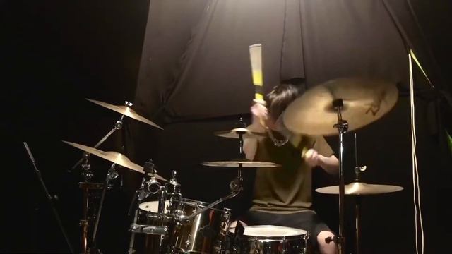 Нервы - давай будем друзьями (drum cover) смотреть онлайн