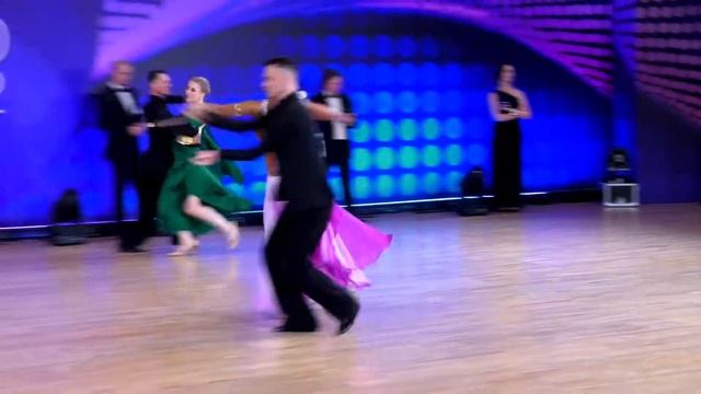 Зимний Бал 2022. Чемпионат МАСКТ Best of the Best American Smooth (A) смотреть онлайн