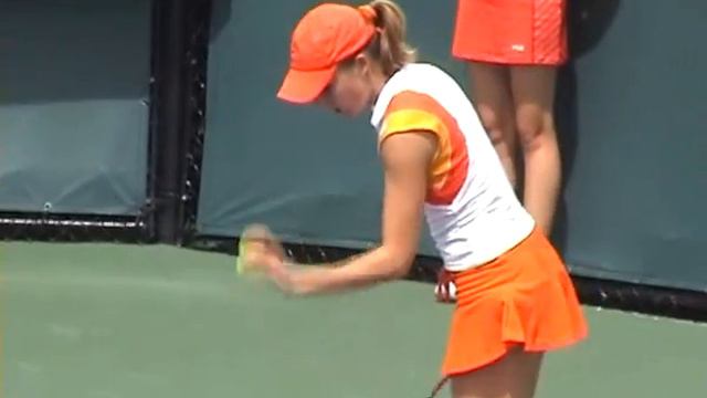 Alize Cornet смотреть онлайн