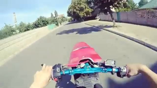 Yamaha bws stunt стант / прохват по городу смотреть онлайн