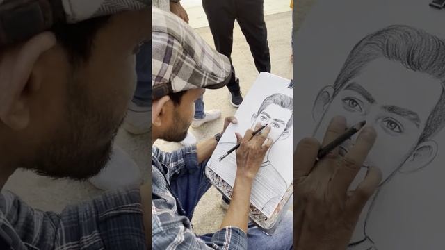 live portrait sketch #sketchartist #art #portrait #pencilsketch #sketch #painting #mumbaiartist смотреть онлайн