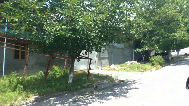 Едем к дому Кахабера и Кето по улице Важа Пшавела смотреть онлайн