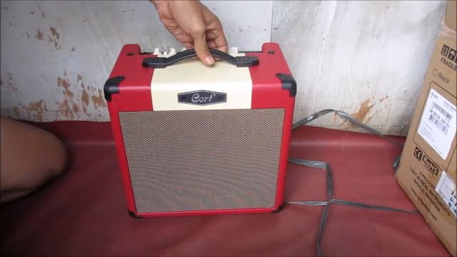 UNBOXING: Cort CM15R (15W Guitar Amplifier) Dark Red | Ampli Gitar Kamar Yang Murah (Clean & Dirty) смотреть онлайн