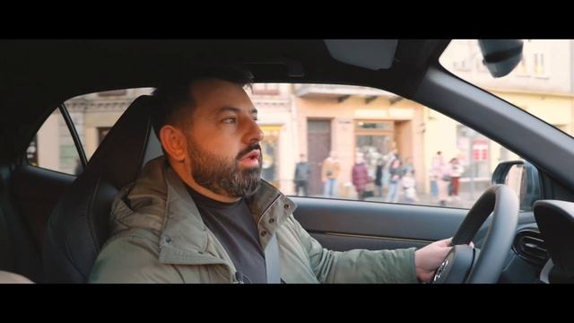 Toyota Yaris Cross - осінній тест у місті весни смотреть онлайн