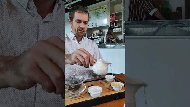 Как заварить Моли Хуа Ча смотреть онлайн