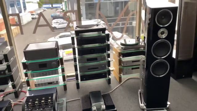 Heco La Diva NZ Demo 001 смотреть онлайн