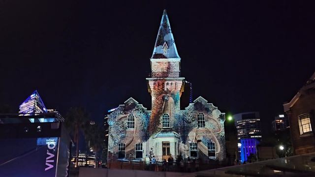 Vivid Sydney 2023 - Biotechture light display at ASN Clock Tower, The Rocks, 4K 60fps смотреть онлайн