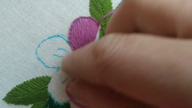 Вишивка нитками для початківців| Вишивка гладдю| Embroidery for beginners| смотреть онлайн