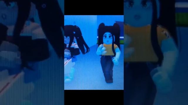 Twice Roblox dans смотреть онлайн