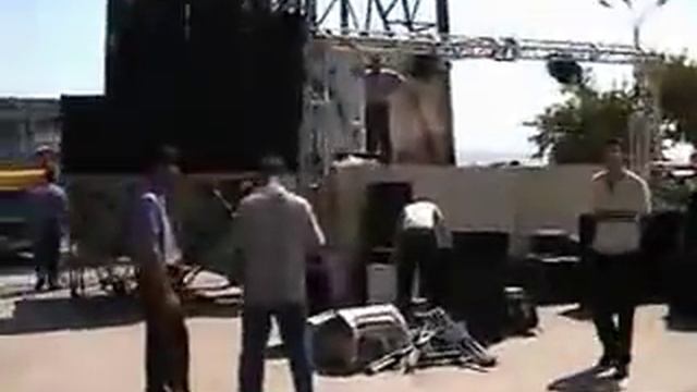 Децл, его отец А.Толмацкий и Шеff в Нью-Йорке (2000)