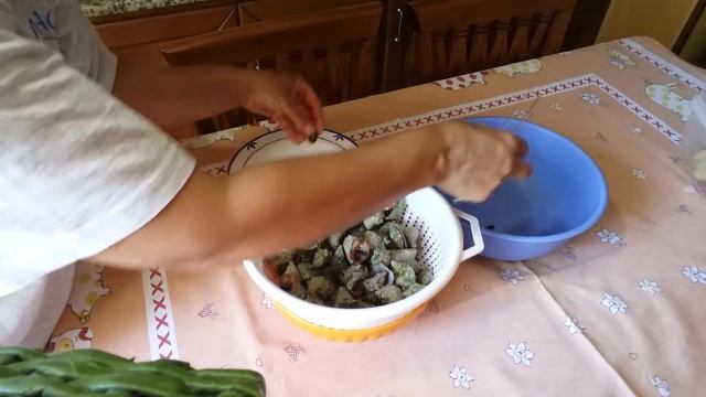 Готовим морских моллюсков.Сицилийская вкуснятина. Боккони. смотреть онлайн