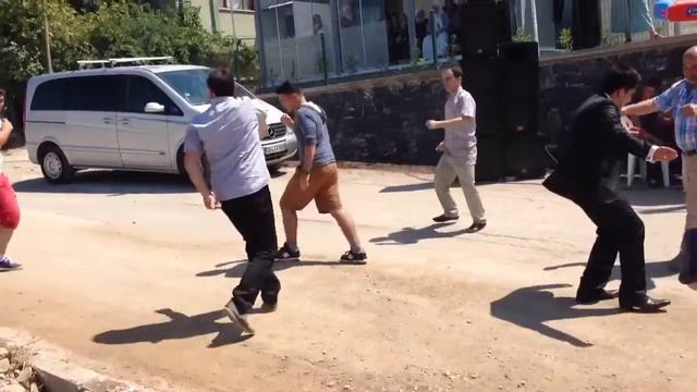 Muhammed ve Sefa Denizli Mustafa ve Ayşegül ün Düğünü смотреть онлайн