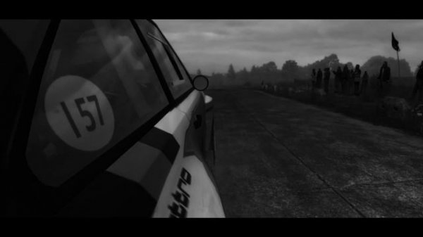 Голая в темноте