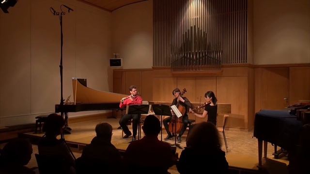 J. Ch. Bach: Trio in F major, W.B 40, Op. 8 Nr.6 (flute, violin & cello version) (1. Adagio) смотреть онлайн
