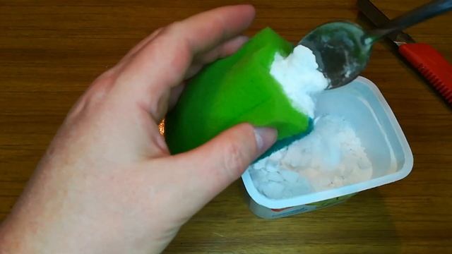 КАК УБРАТЬ НЕПРИЯТНЫЙ ЗАПАХ В ХОЛОДИЛЬНИКЕ! смотреть онлайн