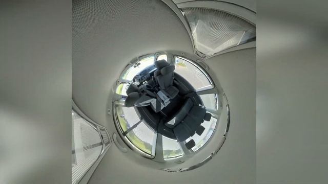 VW Multivan 2010 смотреть онлайн