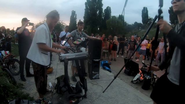 "If You Wanna See" Trance/Techno LIVE-Jam (Circuit Tracks & RC-505) - Berlin Mauerpark (High Vibes) смотреть онлайн