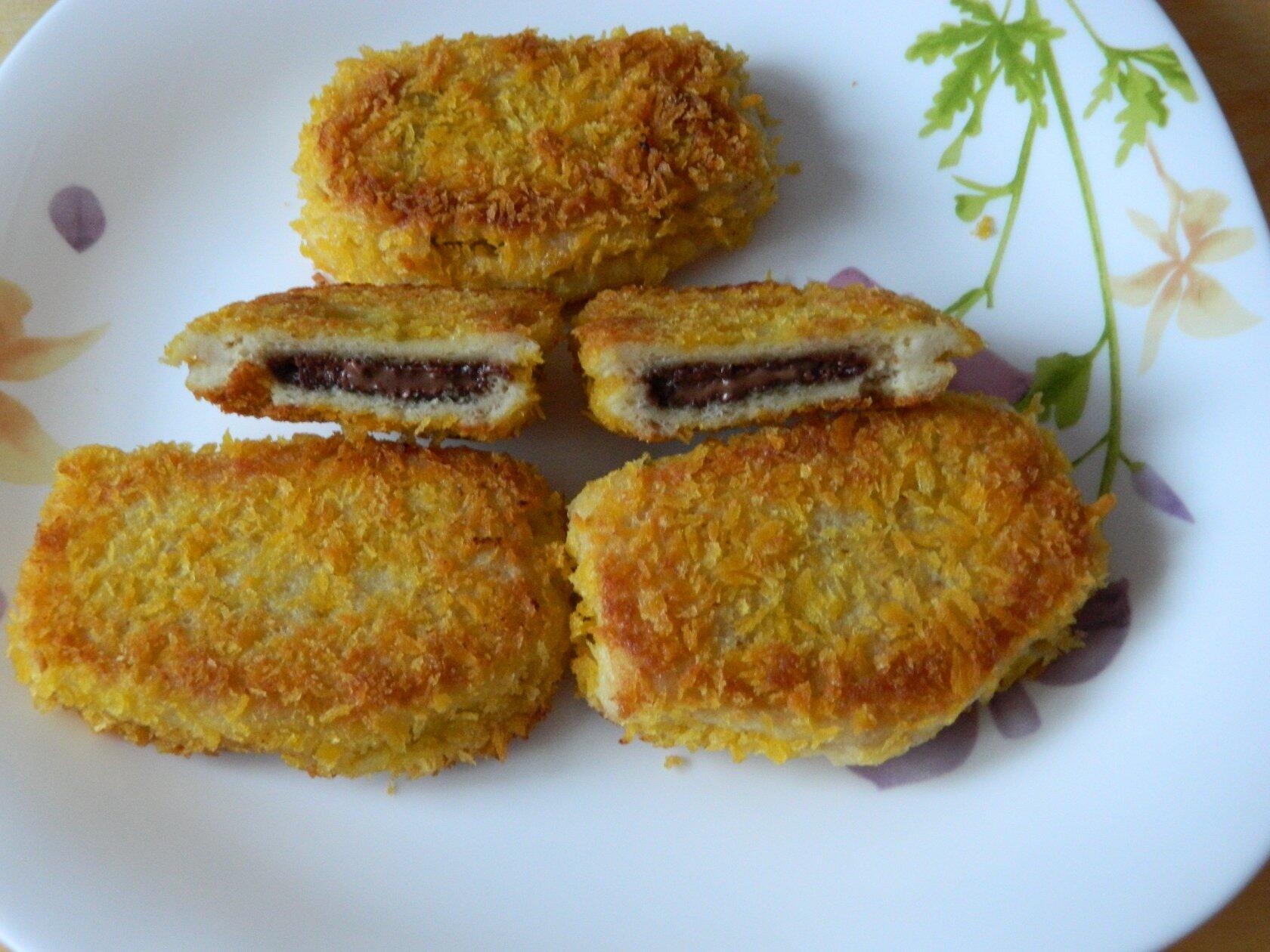 БАТОН В ПАНИРОВКЕ ТЕМПУРА С ШОКОЛАДОМ ВНУТРИ НА СКОВОРОДЕ смотреть онлайн