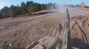 Экипажи Т-72 ЮВО продолжают набивать руку на уничтожении вражеских танков