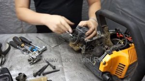 Замена ПОРШНЕВОЙ , Бензопила Партнер 350,351. Замена ЦПГ,цилиндропоршневая группа..mp4