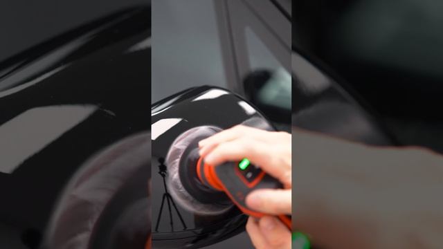 Polishing & Ceramic Coating a Range Rover SV смотреть онлайн