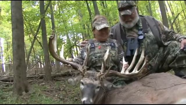 Ohio Group and Texas Couple Hunt The Ranch For Big Typicals смотреть онлайн