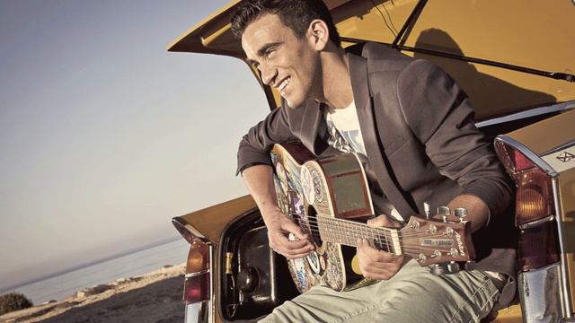Gianluca - Light Me Up смотреть онлайн