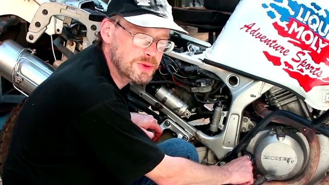 Использование продукции Ликви Моли при обслуживании мотоцикла смотреть онлайн