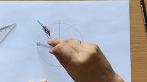 КАК ПОДЕЛИТЬ ОКРУЖНОСТЬ НА 12 РАВНЫХ ЧАСТЕЙ?