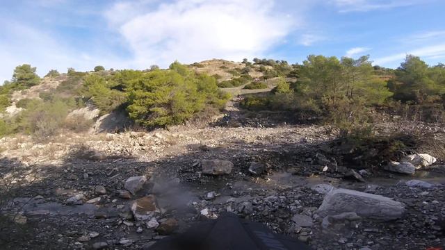 Passaggio medio hard con gli amici dell enduro Nova Siri смотреть онлайн