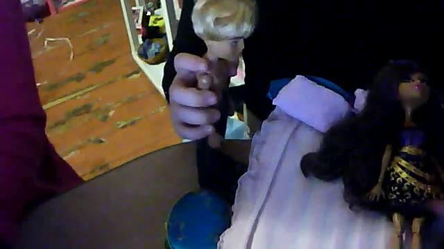 мултик монстер хай вечеринка у рошель часть 1 смотреть онлайн