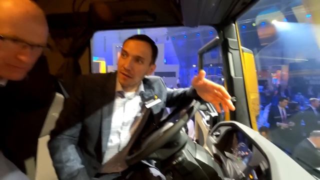 Эксклюзивно!!! Презентация новых автомобилей MAN!!! смотреть онлайн