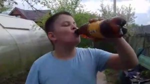 Зеленый жук бронзовка. Озвучка Дашы и ДаниилаКлевера.