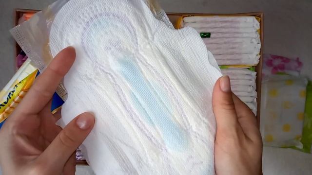 СОБИРАЕМ ПРОКЛАДКИ И ЕЖЕДНЕВКИ В ПОЕЗДКУ!❤❤❤ |Полина| смотреть онлайн