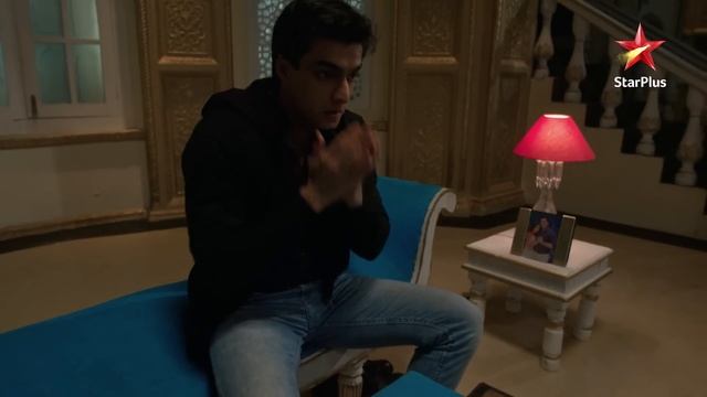 ये रिश्ता नायरा-कार्तिक का | Kartik becomes a Thief - Funny Moment смотреть онлайн