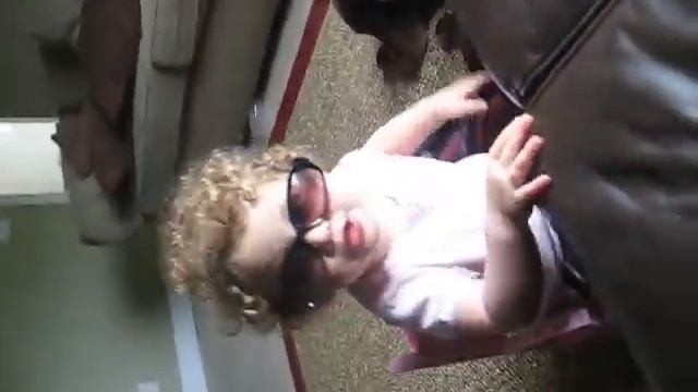 Peyton singing the ABC's смотреть онлайн