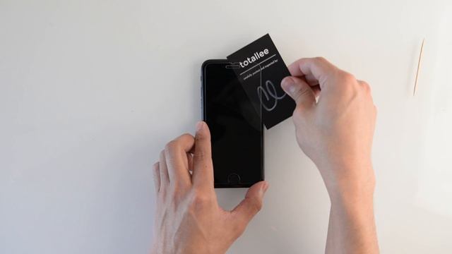 How to Remove an iPhone Screen Protector смотреть онлайн