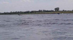 Водная «ватрушка» и лодка ПВХ  30 лс